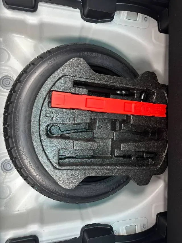 2021 Geely Coolray 1.4T 141HP L4 6DCT,autocango,china used car exporter,china ev exporter,chinese used car exporter,chinese used ev exporter