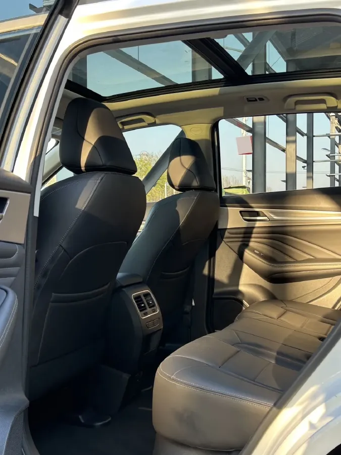 2019 Haval F7 1.5T 169HP L4 7DCT,autocango,china used car exporter,china ev exporter,chinese used car exporter,chinese used ev exporter