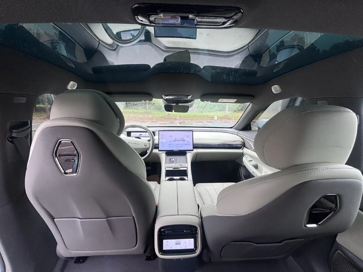 2024 Jaguar E-PACE 1.5T 200HP L3 8AT,autocango,china used car exporter,china ev exporter,chinese used car exporter,chinese used ev exporter