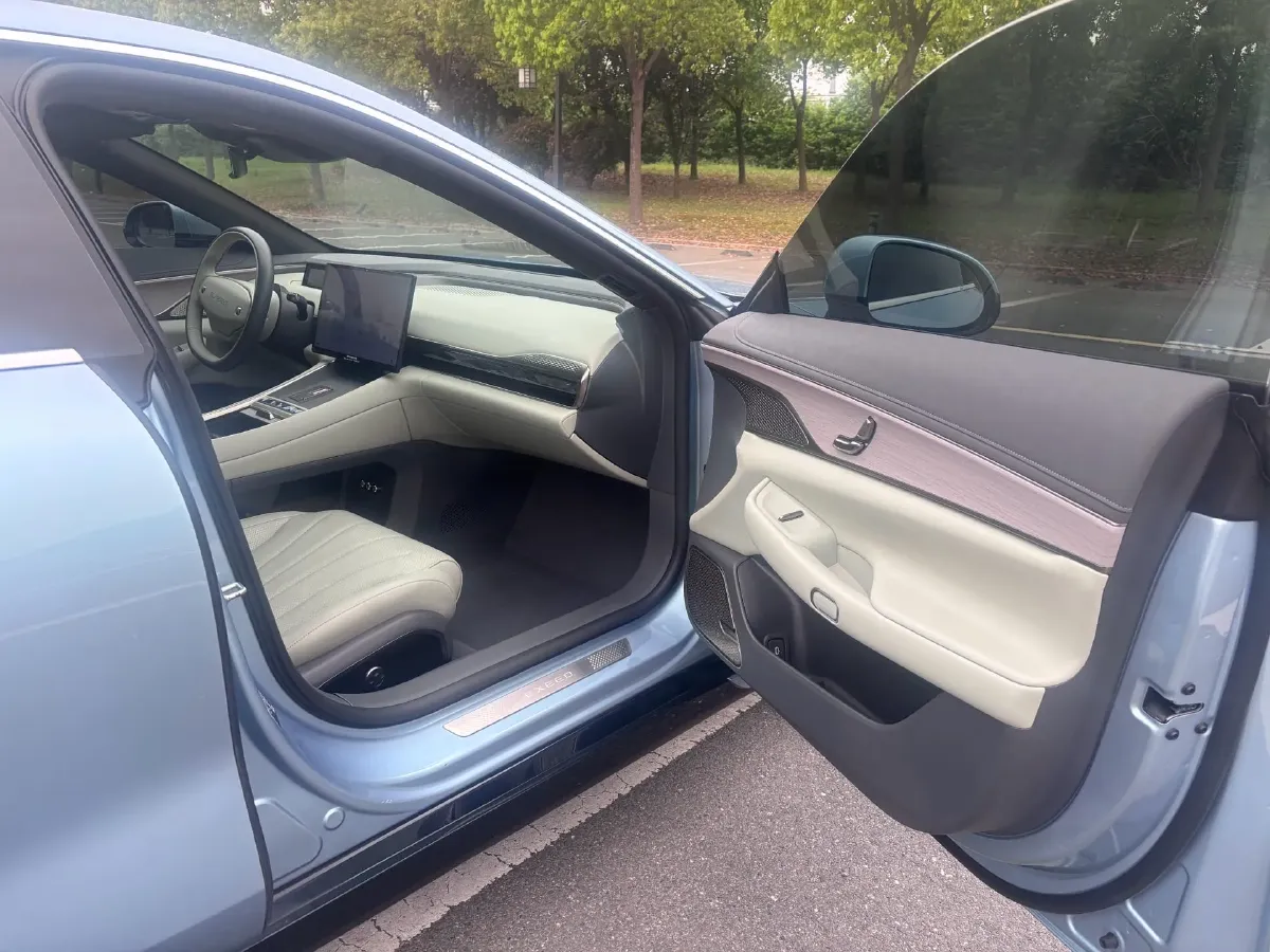 2024 Jaguar E-PACE 1.5T 200HP L3 8AT,autocango,china used car exporter,china ev exporter,chinese used car exporter,chinese used ev exporter