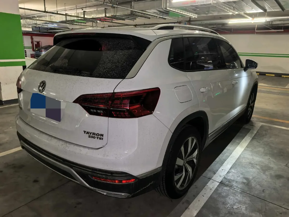 2019 Jeep Cherokee 2.0T 234HP L4 9AT,autocango,china used car exporter,china ev exporter,chinese used car exporter,chinese used ev exporter