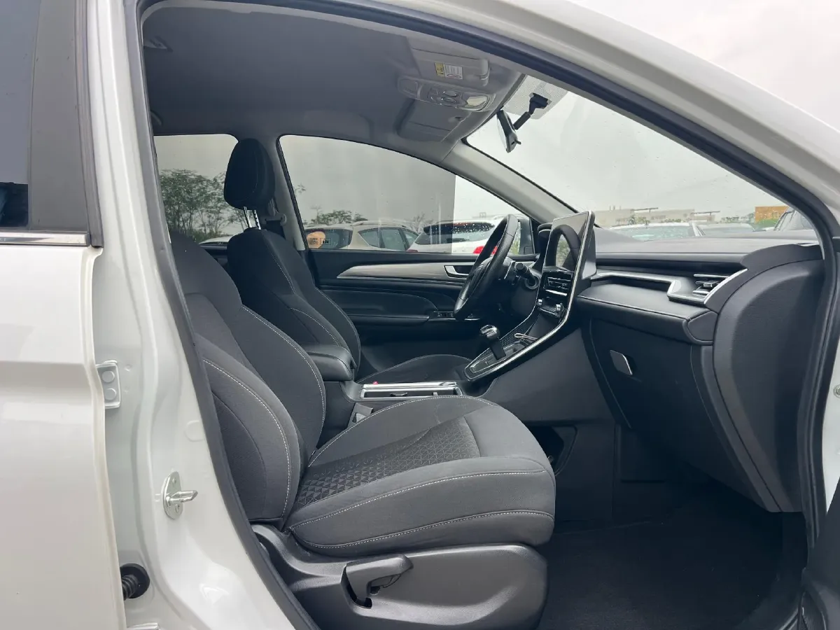 2022 Haval H6 1.5T 184HP L4 7DCT,autocango,china used car exporter,china ev exporter,chinese used car exporter,chinese used ev exporter