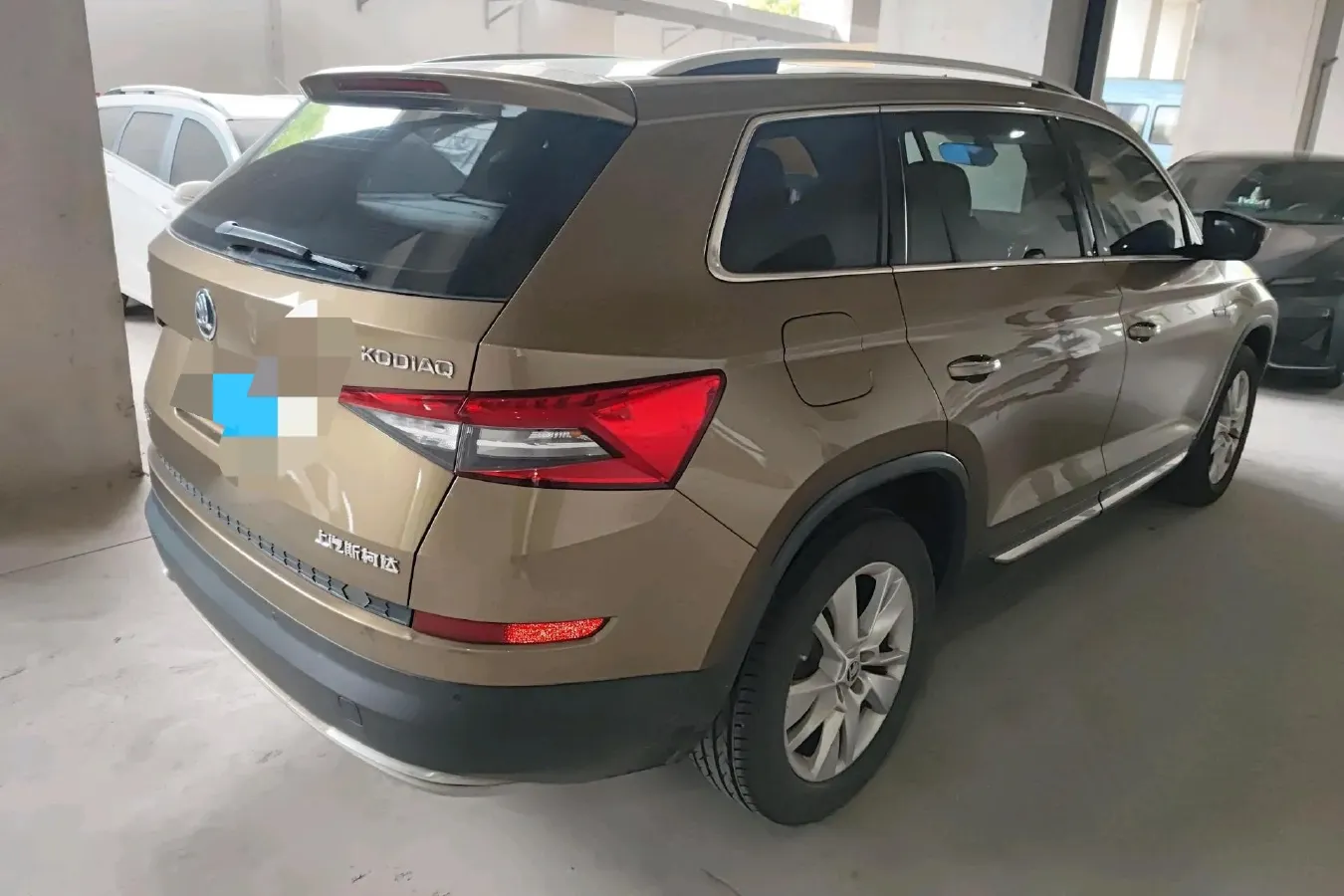 2018 Skoda Kodiak 1.8T 180HP L4 7DCT,autocango,china used car exporter,china ev exporter,chinese used car exporter,chinese used ev exporter