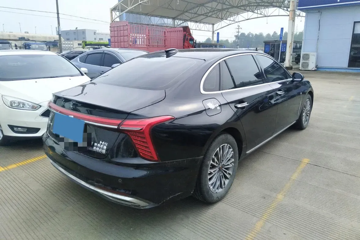 2024 HongQi H5 1.5T 169HP L4 7DCT,autocango,china used car exporter,china ev exporter,chinese used car exporter,chinese used ev exporter