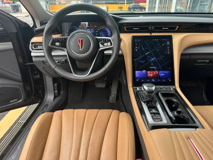 2023 HongQi H5 2.0T 224HP L4 8AT,autocango,china used car exporter,china ev exporter,chinese used car exporter,chinese used ev exporter