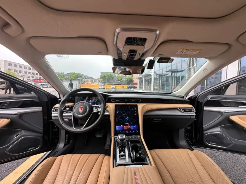 2023 HongQi H5 2.0T 224HP L4 8AT,autocango,china used car exporter,china ev exporter,chinese used car exporter,chinese used ev exporter