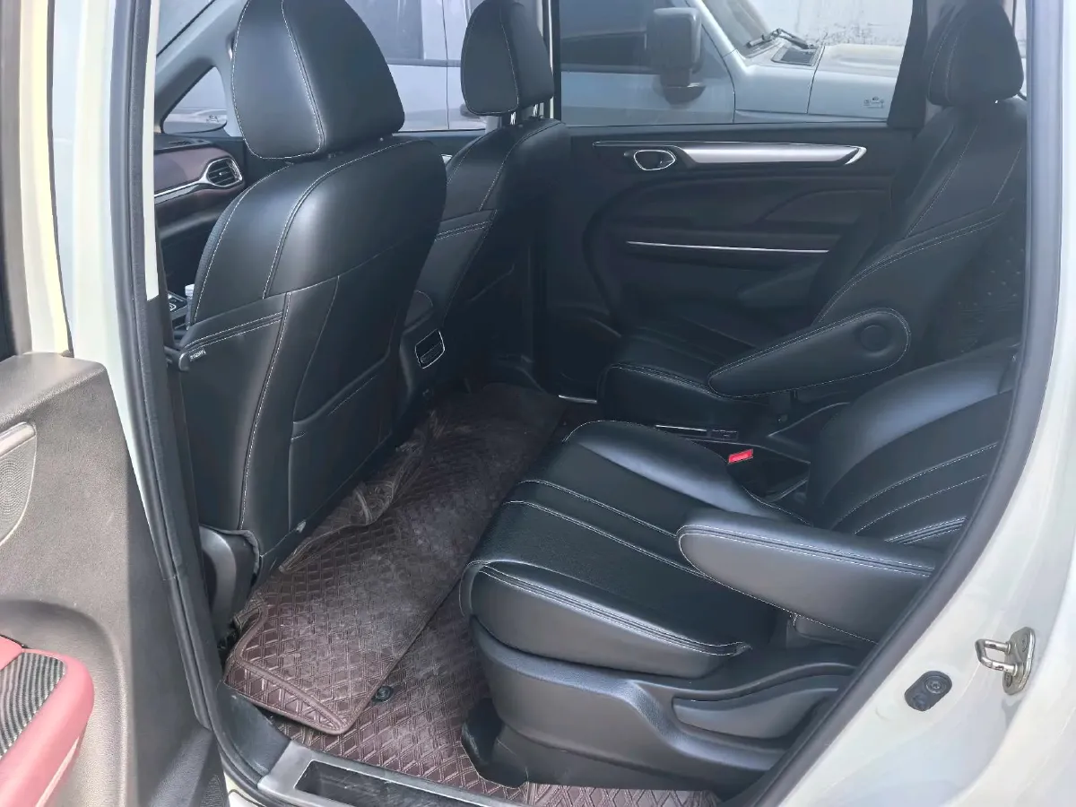 2021 GAC Trumpchi M6 1.5T 169HP L4 7DCT,autocango,china used car exporter,china ev exporter,chinese used car exporter,chinese used ev exporter