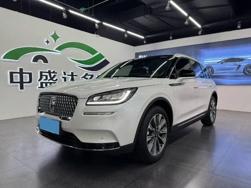 2022 Lincoln Corsair 2.0T 245HP L4 8AT,autocango,china used car exporter,china ev exporter,chinese used car exporter,chinese used ev exporter