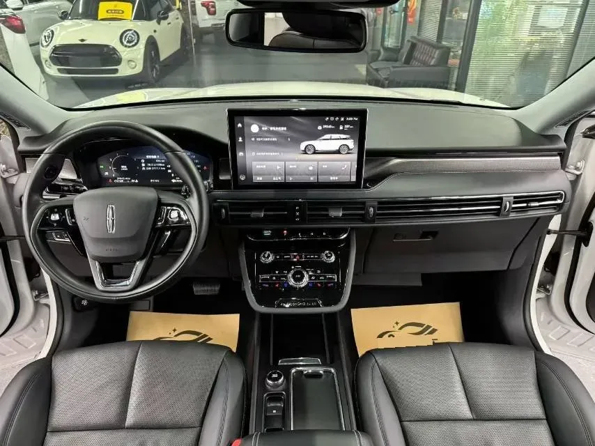 2022 Lincoln Corsair 2.0T 245HP L4 8AT,autocango,china used car exporter,china ev exporter,chinese used car exporter,chinese used ev exporter