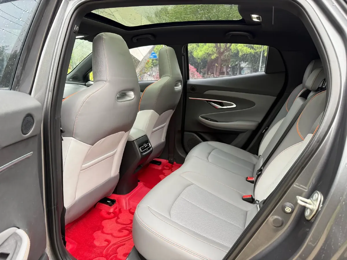 2022 ChangAn UNI-T 1.5T 188HP L4 7DCT,autocango,china used car exporter,china ev exporter,chinese used car exporter,chinese used ev exporter