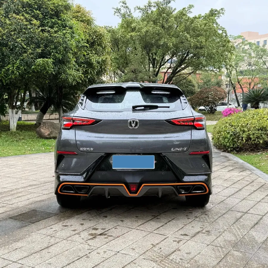 2022 ChangAn UNI-T 1.5T 188HP L4 7DCT,autocango,china used car exporter,china ev exporter,chinese used car exporter,chinese used ev exporter