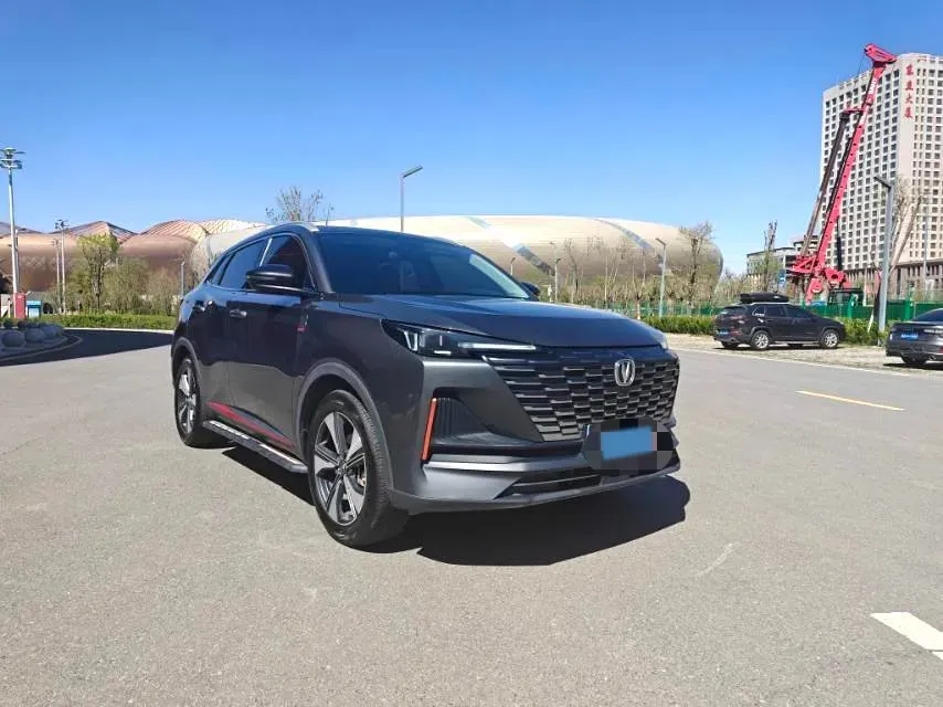2022 ChangAn CS55 Plus 1.5T 180HP L4 7DCT,autocango,china used car exporter,china ev exporter,chinese used car exporter,chinese used ev exporter