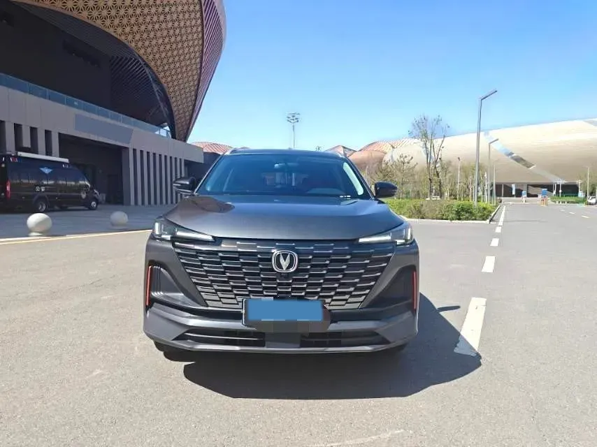 2022 ChangAn CS55 Plus 1.5T 180HP L4 7DCT,autocango,china used car exporter,china ev exporter,chinese used car exporter,chinese used ev exporter