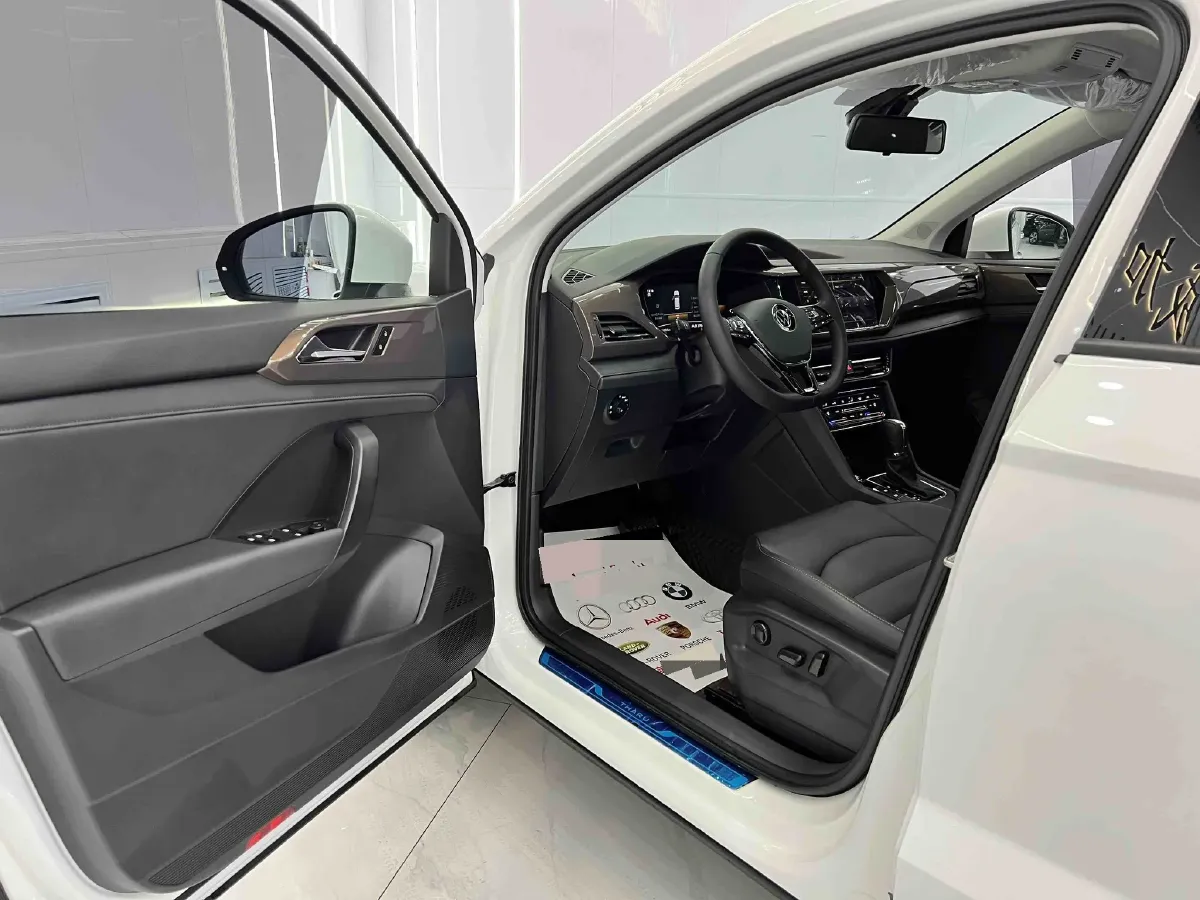 2022 Volkswagen Tharu 1.4T 150HP L4 7DCT,autocango,china used car exporter,china ev exporter,chinese used car exporter,chinese used ev exporter