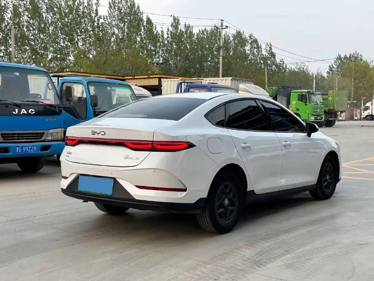2025 BYD Qin Plus 1.5L 101HP L4 E-CVT PHEV 7.68KWH,autocango,china used car exporter,china ev exporter,chinese used car exporter,chinese used ev exporter