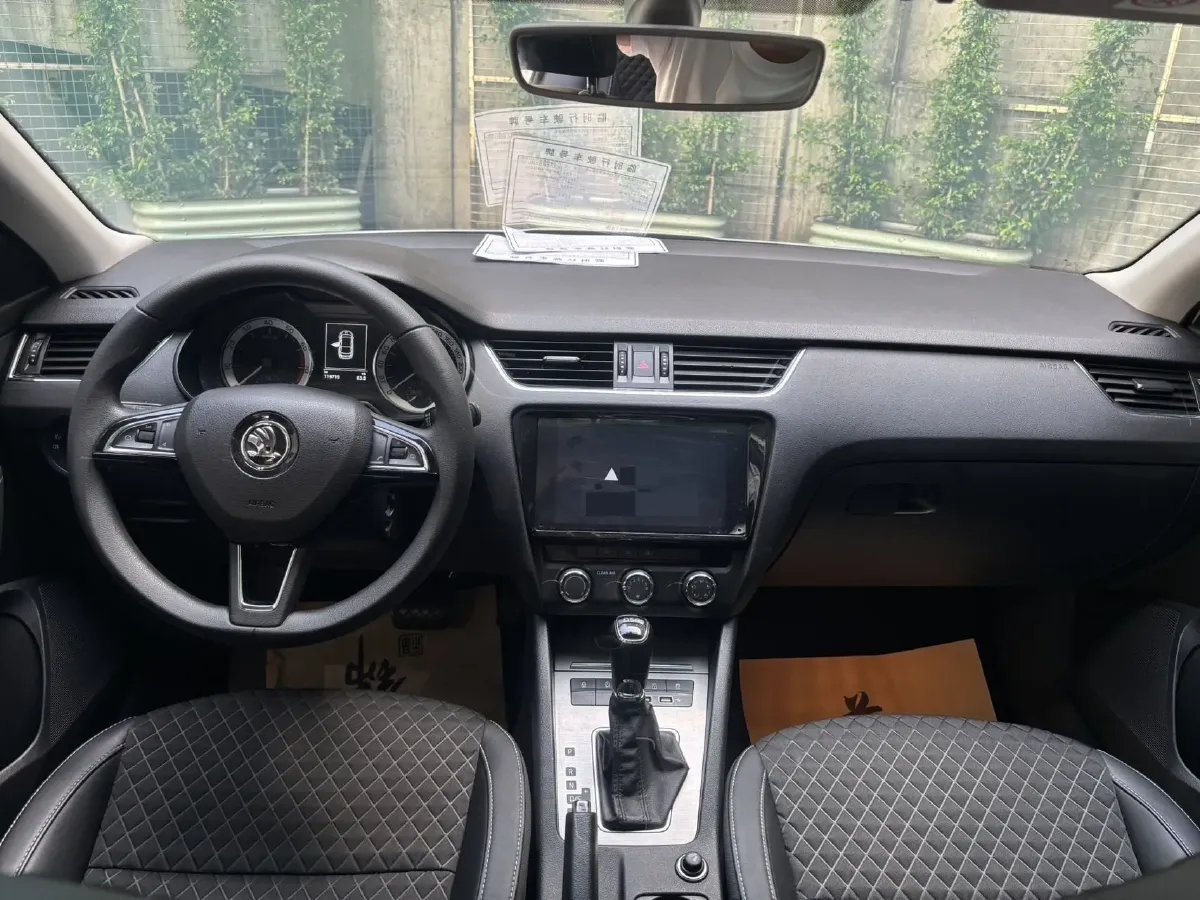 2019 Skoda Octavia 1.4T 150HP L4 7DCT,autocango,china used car exporter,china ev exporter,chinese used car exporter,chinese used ev exporter