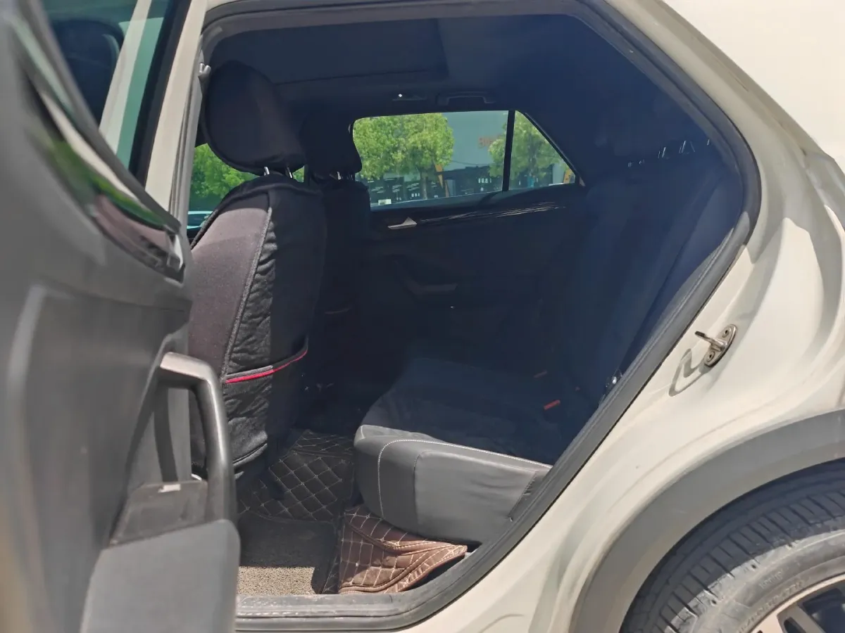 2018 Jeep Renegade 2.0L 155HP L4 9AT,autocango,china used car exporter,china ev exporter,chinese used car exporter,chinese used ev exporter