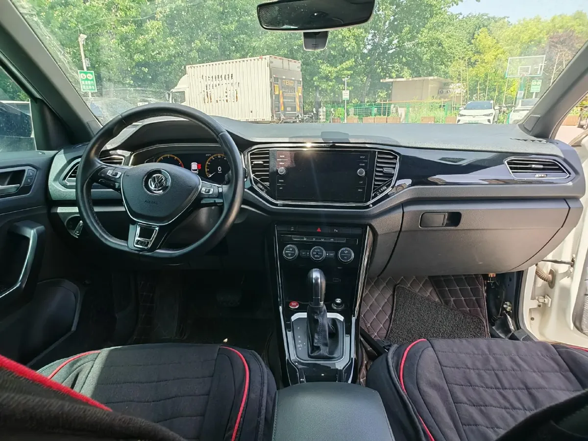 2018 Jeep Renegade 2.0L 155HP L4 9AT,autocango,china used car exporter,china ev exporter,chinese used car exporter,chinese used ev exporter