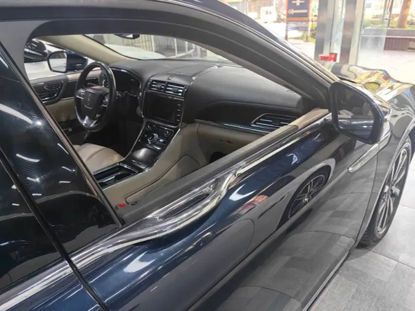 2017 Lincoln Continental 2.0T 261HP L4 6AT,autocango,china used car exporter,china ev exporter,chinese used car exporter,chinese used ev exporter