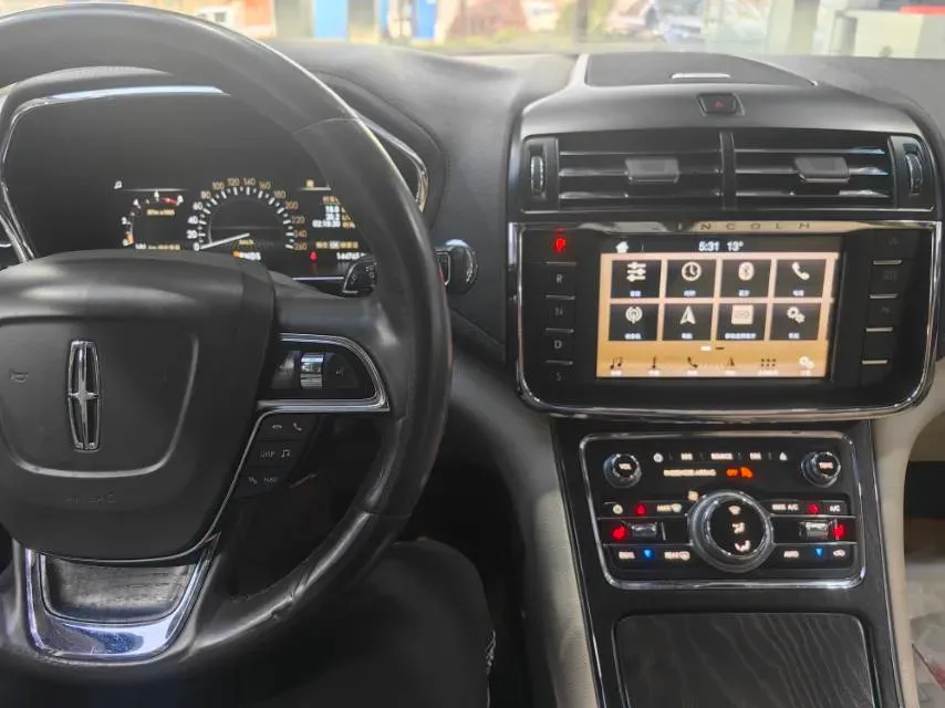 2017 Lincoln Continental 2.0T 261HP L4 6AT,autocango,china used car exporter,china ev exporter,chinese used car exporter,chinese used ev exporter