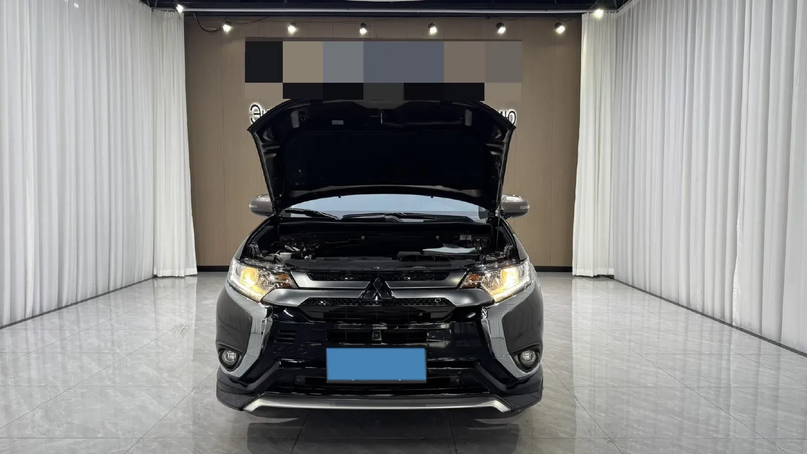 2021 Mitsubishi Outlander 2.0L 166HP L4 CVT,autocango,china used car exporter,china ev exporter,chinese used car exporter,chinese used ev exporter