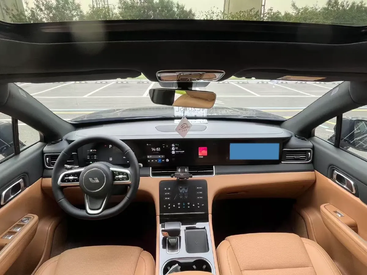 2021 Li ONE Range Extended 131HP REEV 40.5KWH,autocango,china used car exporter,china ev exporter,chinese used car exporter,chinese used ev exporter