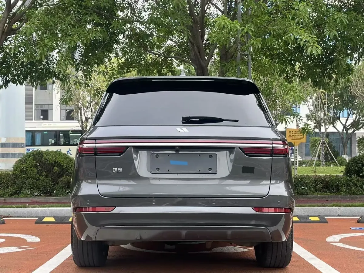 2021 Li ONE Range Extended 131HP REEV 40.5KWH,autocango,china used car exporter,china ev exporter,chinese used car exporter,chinese used ev exporter