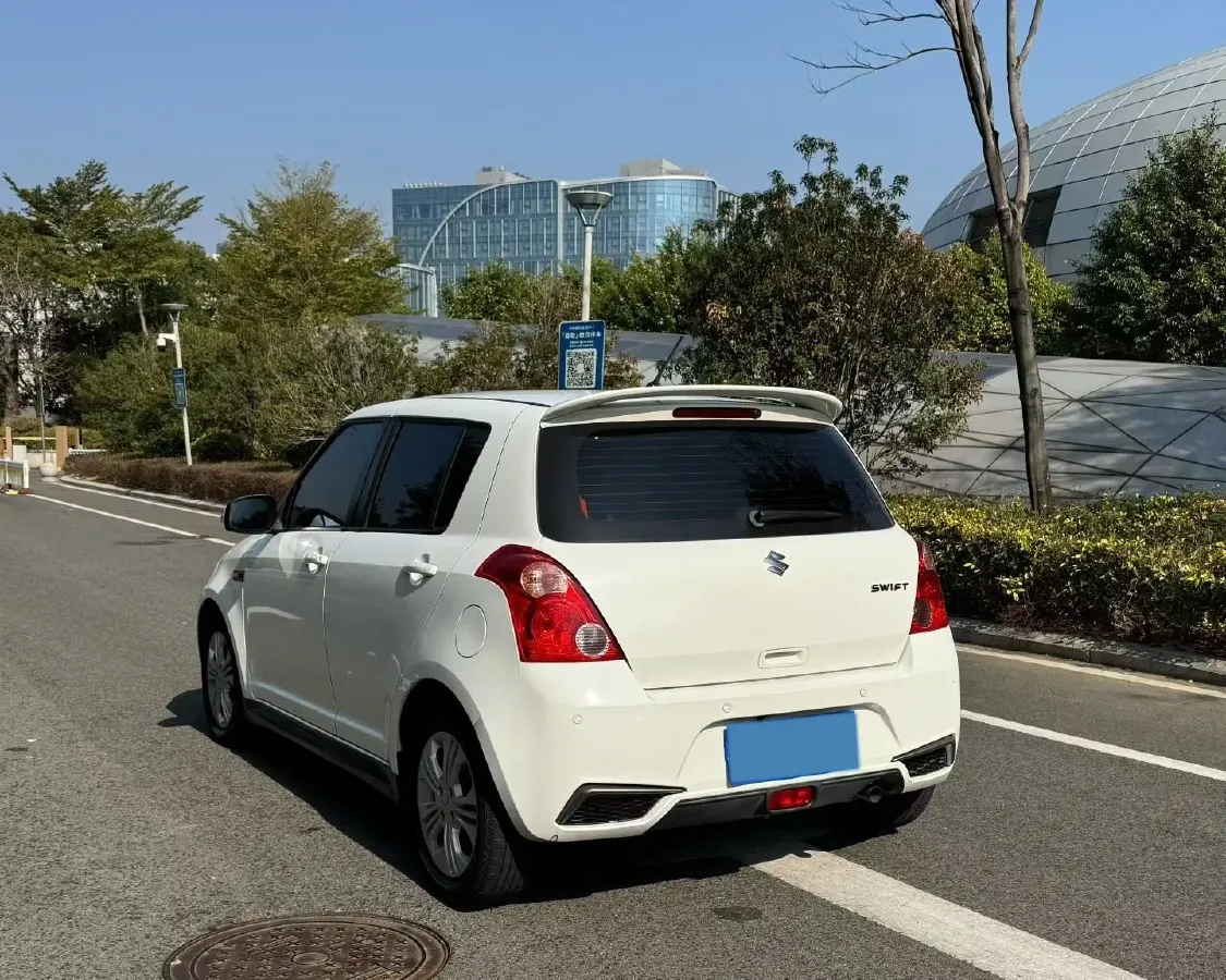 2016 Suzuki Swift 1.5L 103HP L4 4AT,autocango,china used car exporter,china ev exporter,chinese used car exporter,chinese used ev exporter