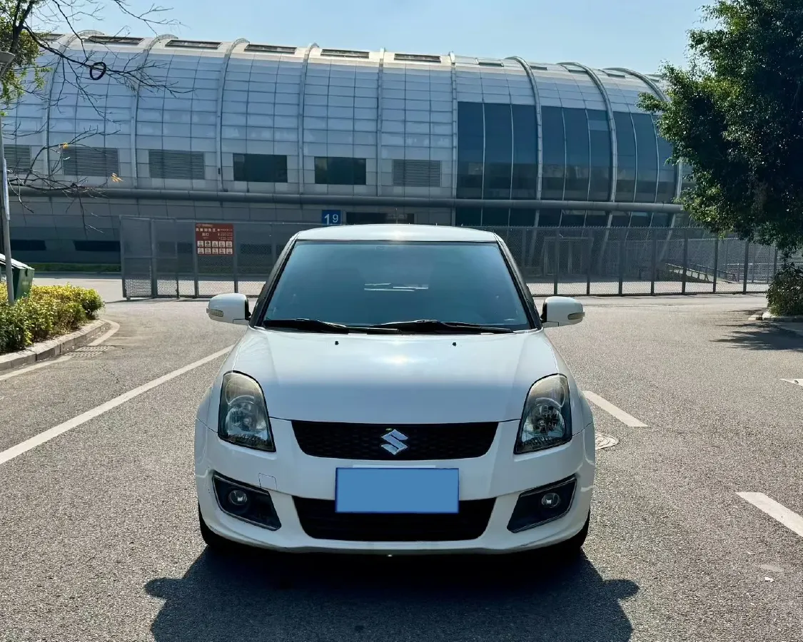 2016 Suzuki Swift 1.5L 103HP L4 4AT,autocango,china used car exporter,china ev exporter,chinese used car exporter,chinese used ev exporter