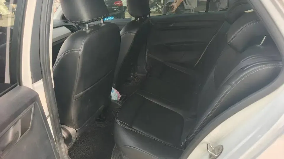 2017 Skoda Fabia 1.4L 90HP L4 6AT,autocango,china used car exporter,china ev exporter,chinese used car exporter,chinese used ev exporter