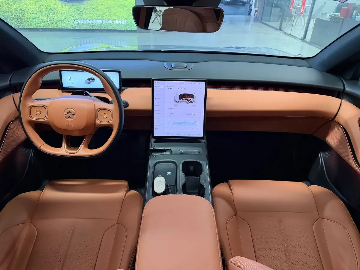 2022 JunTian HeiWuShi Youth 2.0T 203HP L4 6AT,autocango,china used car exporter,china ev exporter,chinese used car exporter,chinese used ev exporter