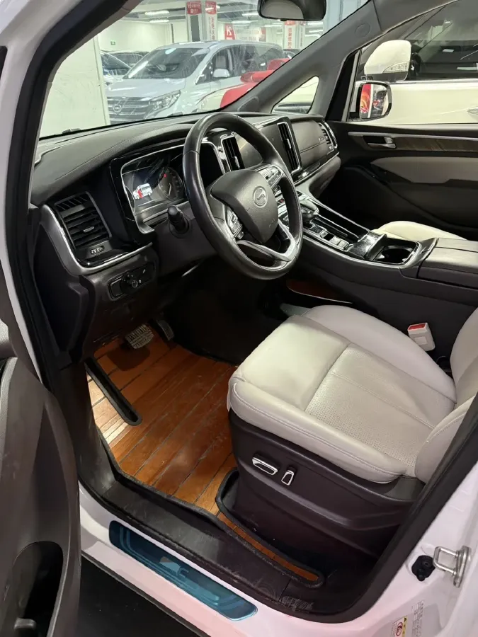 2023 GAC Trumpchi M8 2.0T 252HP L4 8AT,autocango,china used car exporter,china ev exporter,chinese used car exporter,chinese used ev exporter