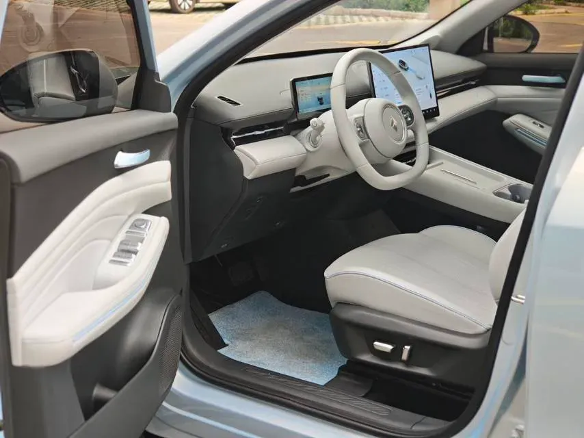 2026 BaoJun Cloud Sea BEV,autocango,china used car exporter,china ev exporter,chinese used car exporter,chinese used ev exporter