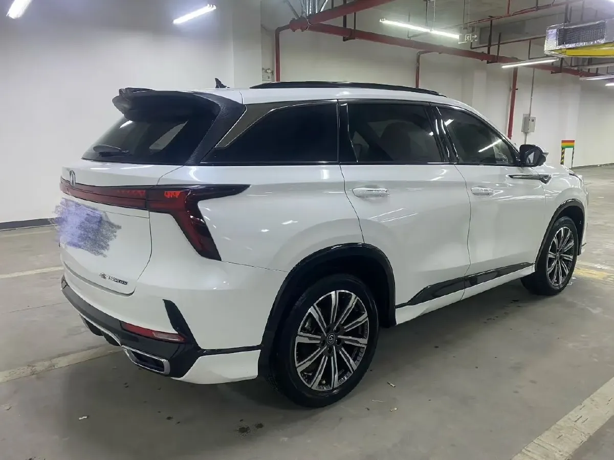 2023 ChangAn CS75 Plus 2.0T 233HP L4 8AT,autocango,china used car exporter,china ev exporter,chinese used car exporter,chinese used ev exporter
