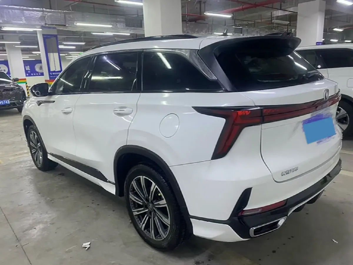 2023 ChangAn CS75 Plus 2.0T 233HP L4 8AT,autocango,china used car exporter,china ev exporter,chinese used car exporter,chinese used ev exporter