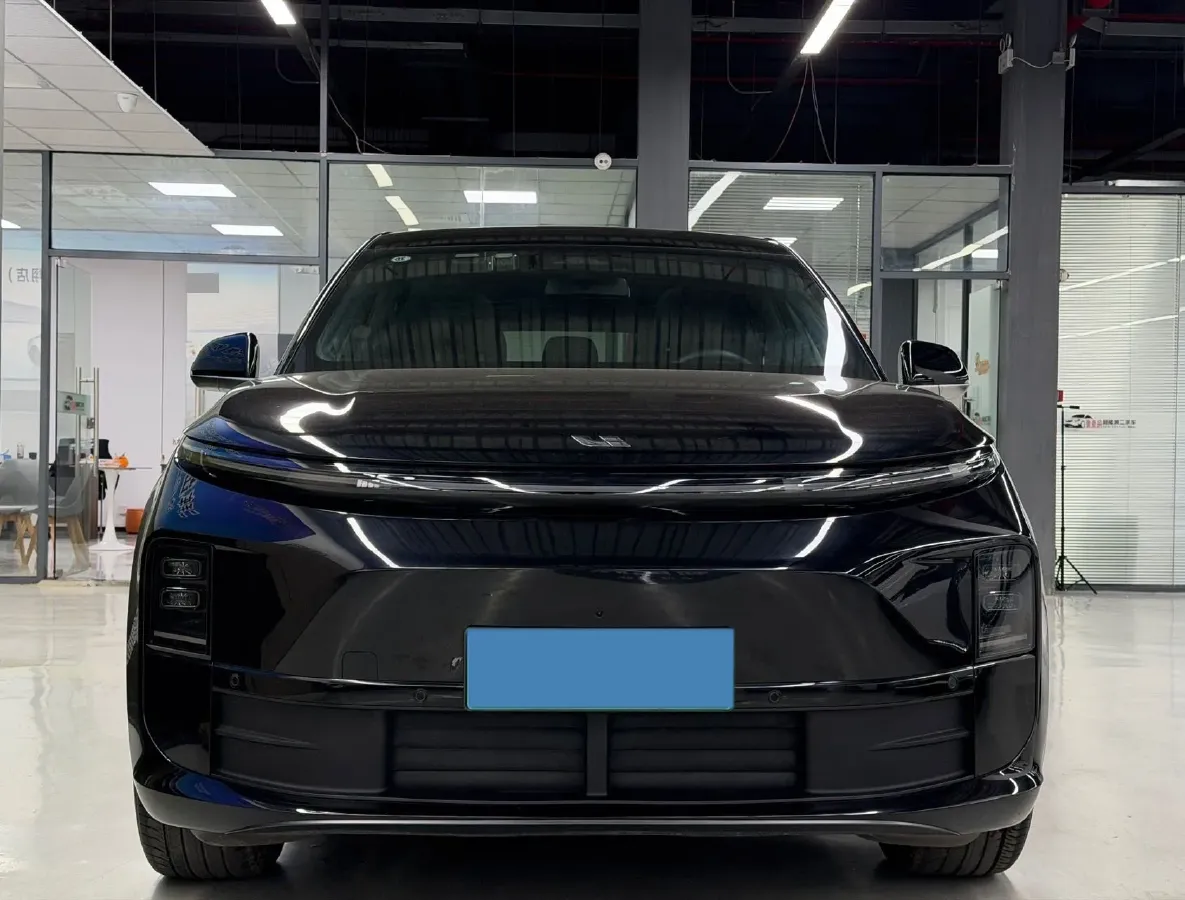 2024 Li L6 Range Extended 154HP L4 REEV 36.8KWH,autocango,china used car exporter,china ev exporter,chinese used car exporter,chinese used ev exporter