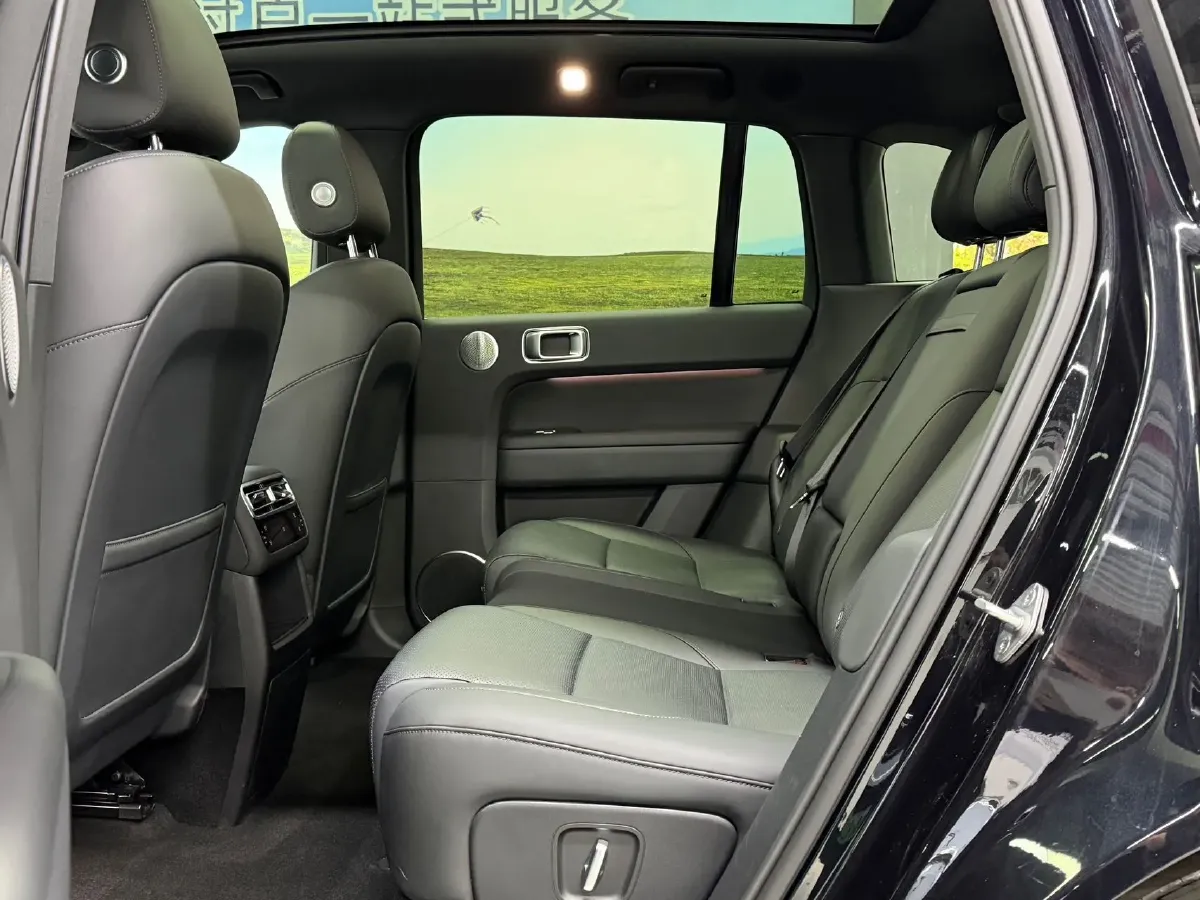 2024 Li L6 Range Extended 154HP L4 REEV 36.8KWH,autocango,china used car exporter,china ev exporter,chinese used car exporter,chinese used ev exporter