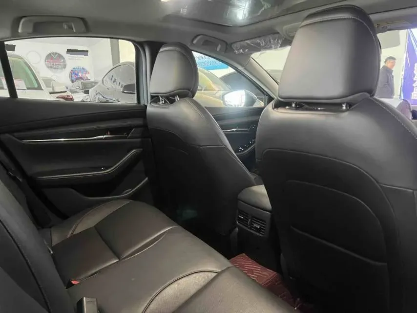2023 Mazda 3 Axela 2.0L 158HP L4 6AT,autocango,china used car exporter,china ev exporter,chinese used car exporter,chinese used ev exporter