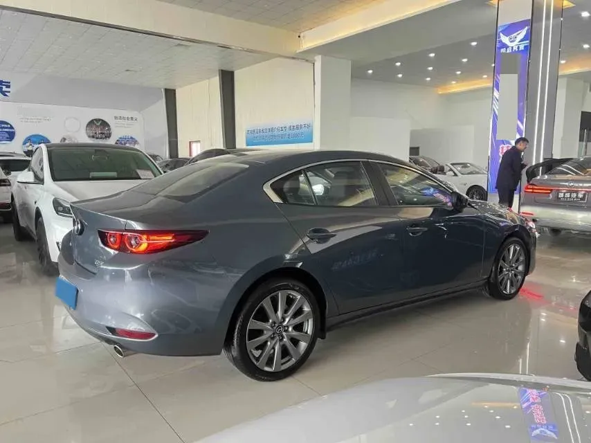 2023 Mazda 3 Axela 2.0L 158HP L4 6AT,autocango,china used car exporter,china ev exporter,chinese used car exporter,chinese used ev exporter