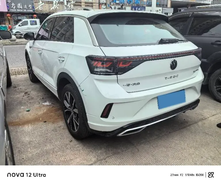 2025 Volkswagen T-Roc 1.5T 160HP L4 7DCT,autocango,china used car exporter,china ev exporter,chinese used car exporter,chinese used ev exporter