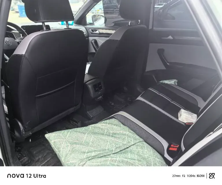 2025 Volkswagen T-Roc 1.5T 160HP L4 7DCT,autocango,china used car exporter,china ev exporter,chinese used car exporter,chinese used ev exporter