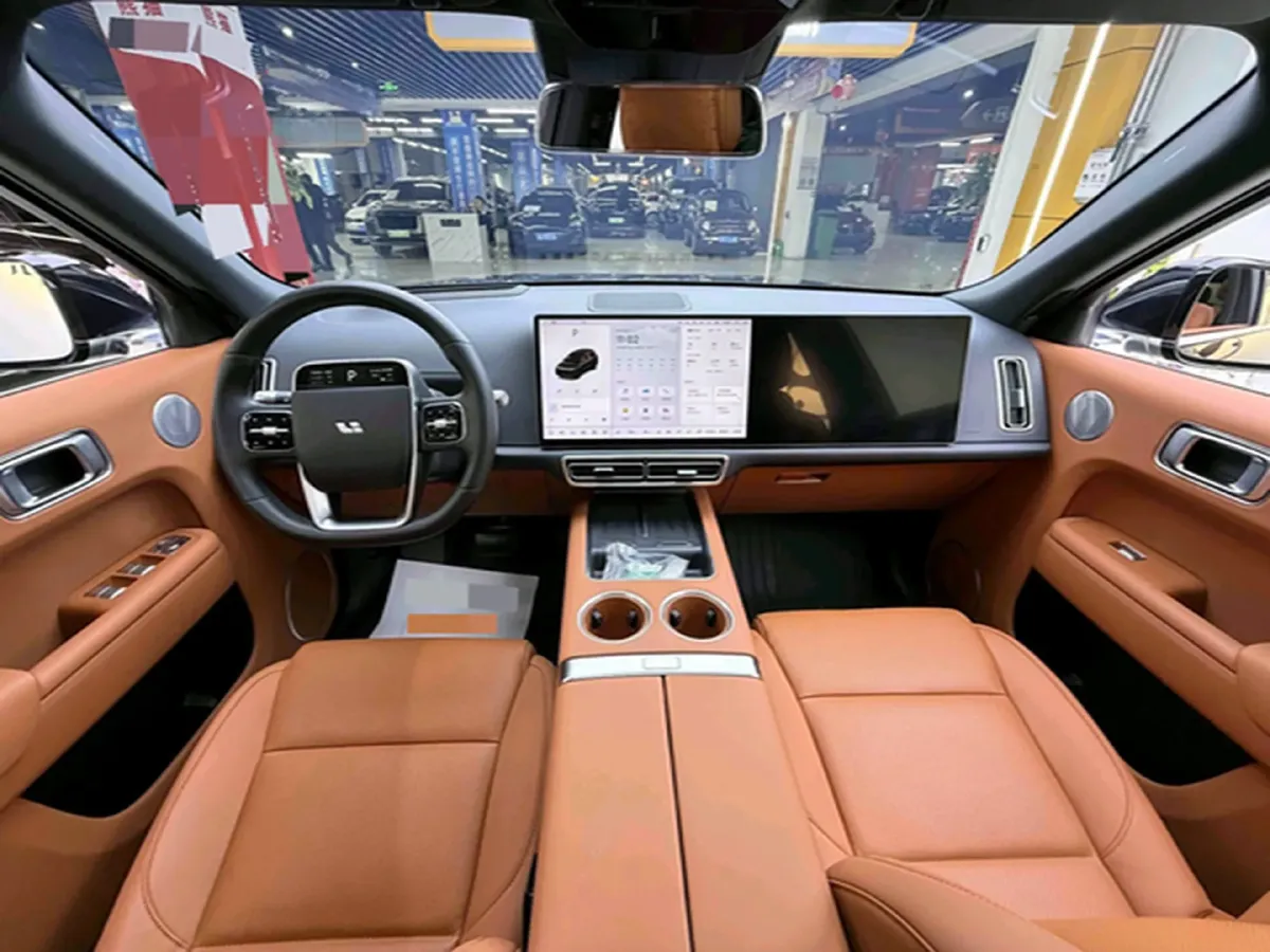 2024 Ford Bronco 2.3T 275HP L4 10AT,autocango,china used car exporter,china ev exporter,chinese used car exporter,chinese used ev exporter