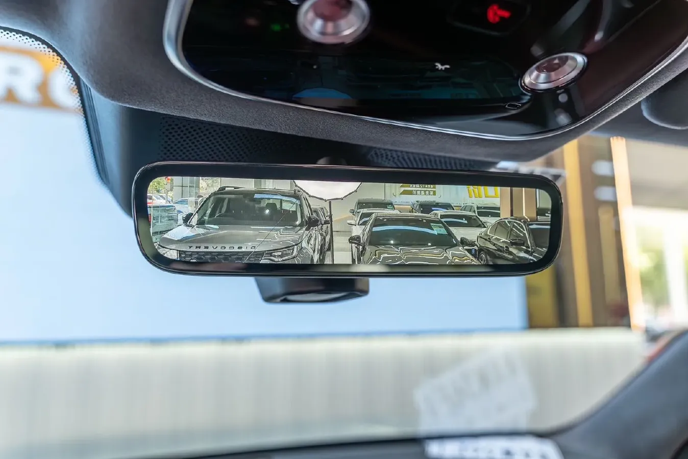 2025 AITO AITO M8 REEV 160HP REEV 53.4KWH,autocango,china used car exporter,china ev exporter,chinese used car exporter,chinese used ev exporter