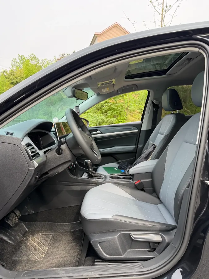 2023 Volkswagen Lavida 1.5L 110HP L4 6AT,autocango,china used car exporter,china ev exporter,chinese used car exporter,chinese used ev exporter