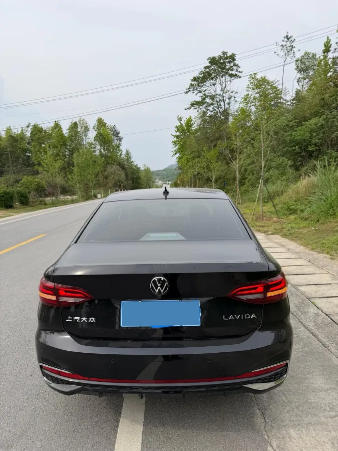 2023 Volkswagen Lavida 1.5L 110HP L4 6AT,autocango,china used car exporter,china ev exporter,chinese used car exporter,chinese used ev exporter