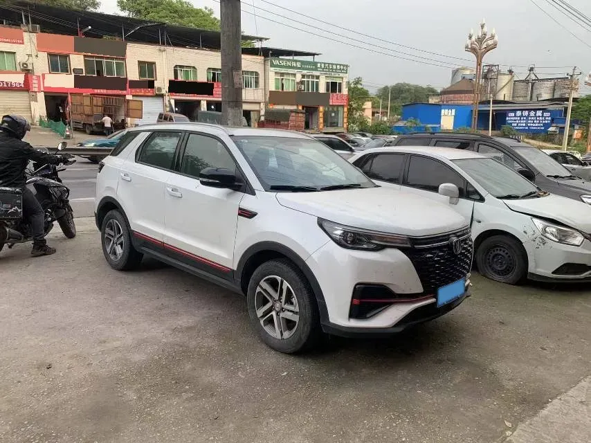 2021 ChangAn CS55 Plus 1.5T 180HP L4 6MT,autocango,china used car exporter,china ev exporter,chinese used car exporter,chinese used ev exporter
