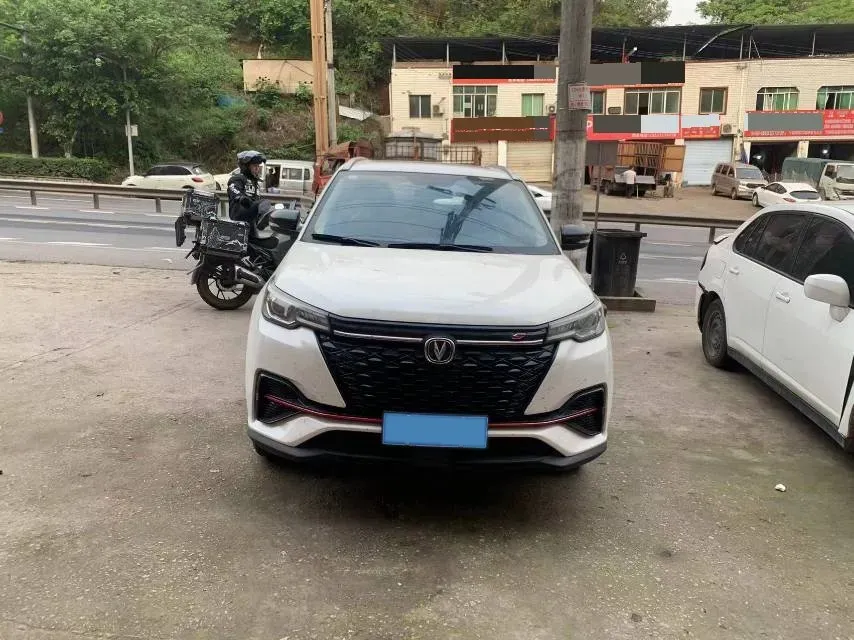 2021 ChangAn CS55 Plus 1.5T 180HP L4 6MT,autocango,china used car exporter,china ev exporter,chinese used car exporter,chinese used ev exporter