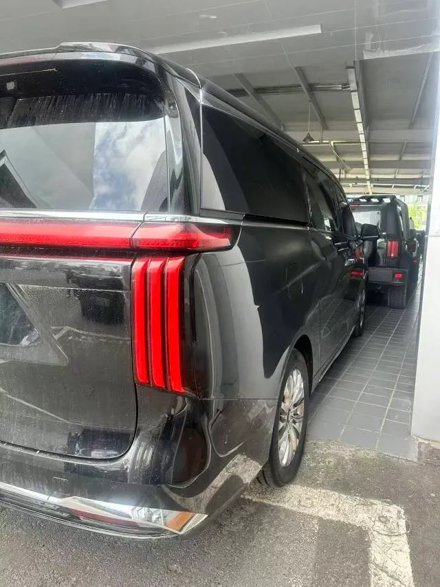 2024 Voyah ZhuiGuang 1.5T 136HP L4 PHEV 43KWH,autocango,china used car exporter,china ev exporter,chinese used car exporter,chinese used ev exporter