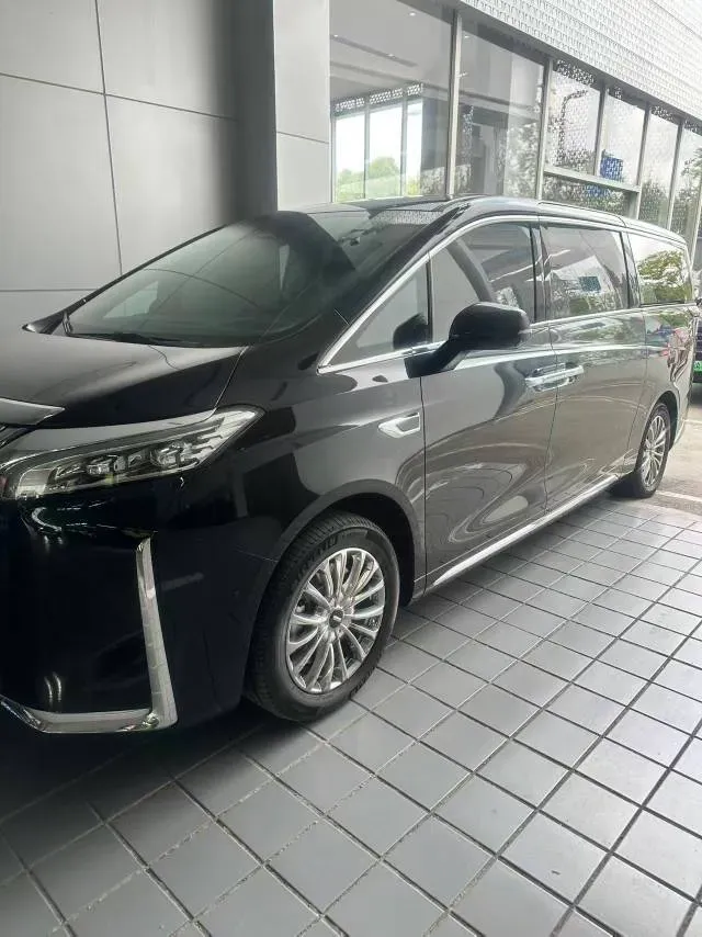 2024 Voyah ZhuiGuang 1.5T 136HP L4 PHEV 43KWH,autocango,china used car exporter,china ev exporter,chinese used car exporter,chinese used ev exporter