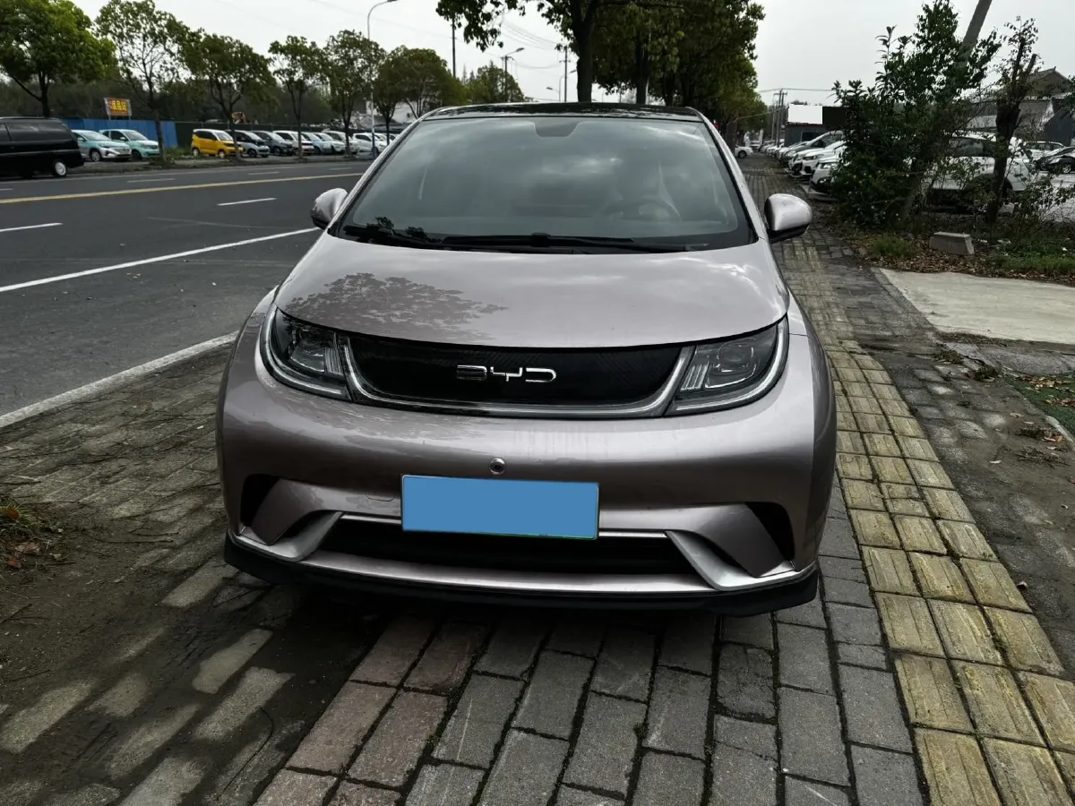 2021 Ford Escort 1.5L 122HP L3 6AT,autocango,china used car exporter,china ev exporter,chinese used car exporter,chinese used ev exporter